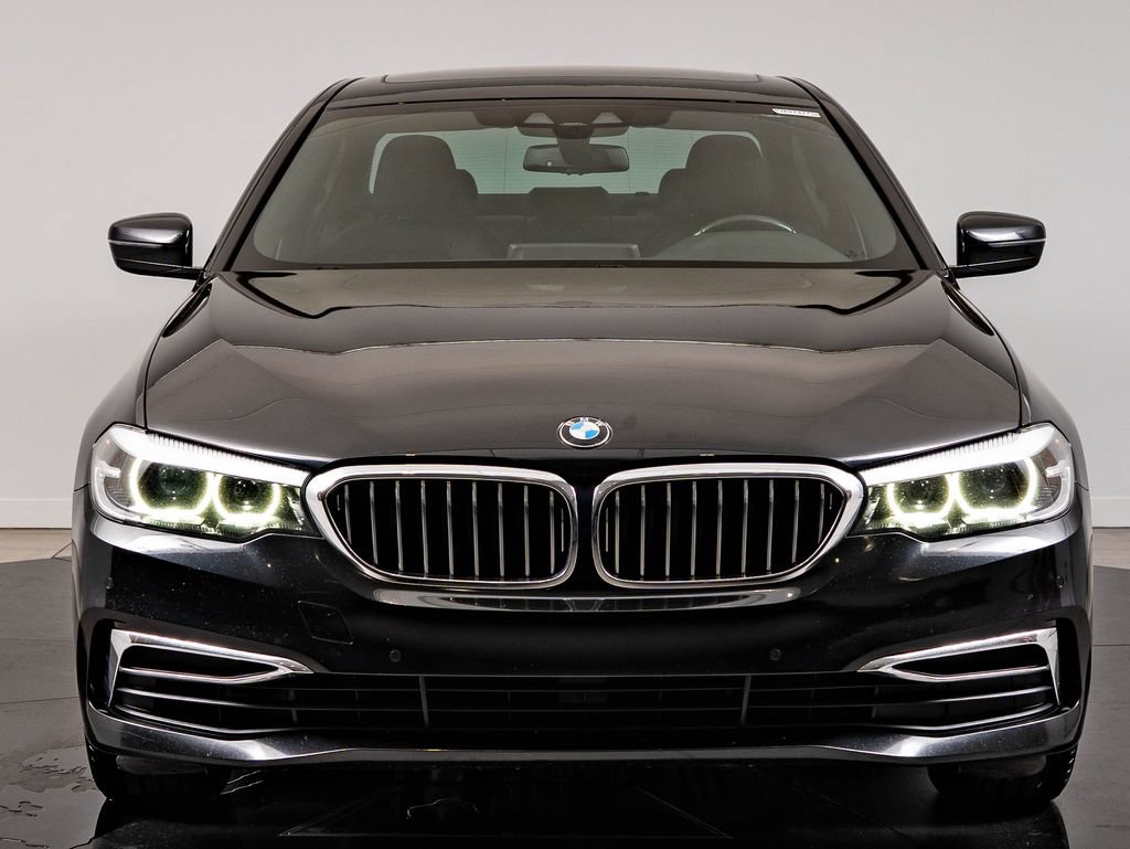 Used 2019 BMW 540i RWD image 2