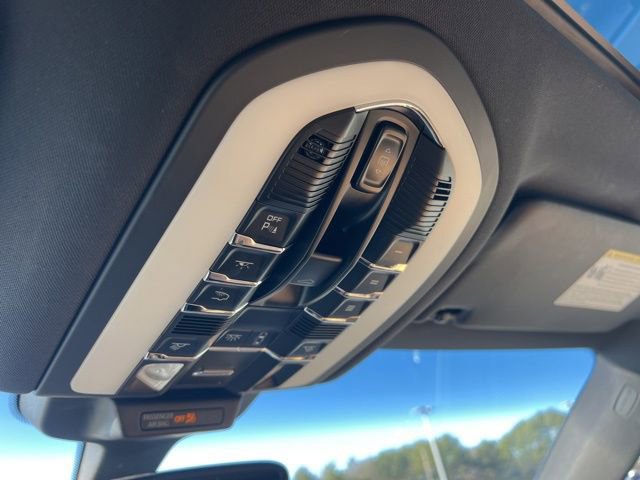 Used 2016 Porsche Macan S image 25