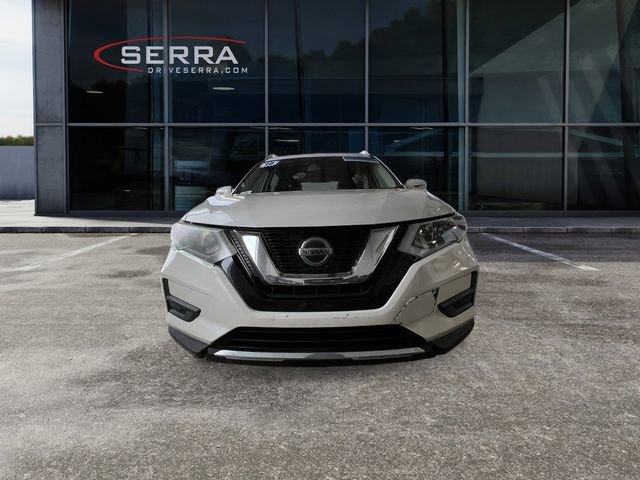 Used 2018 Nissan Rogue SV w/ Premium Package image 6