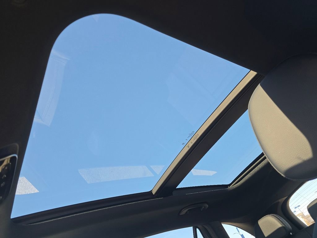 Certified 2026 Mercedes-Benz GLC 300 4MATIC image 3