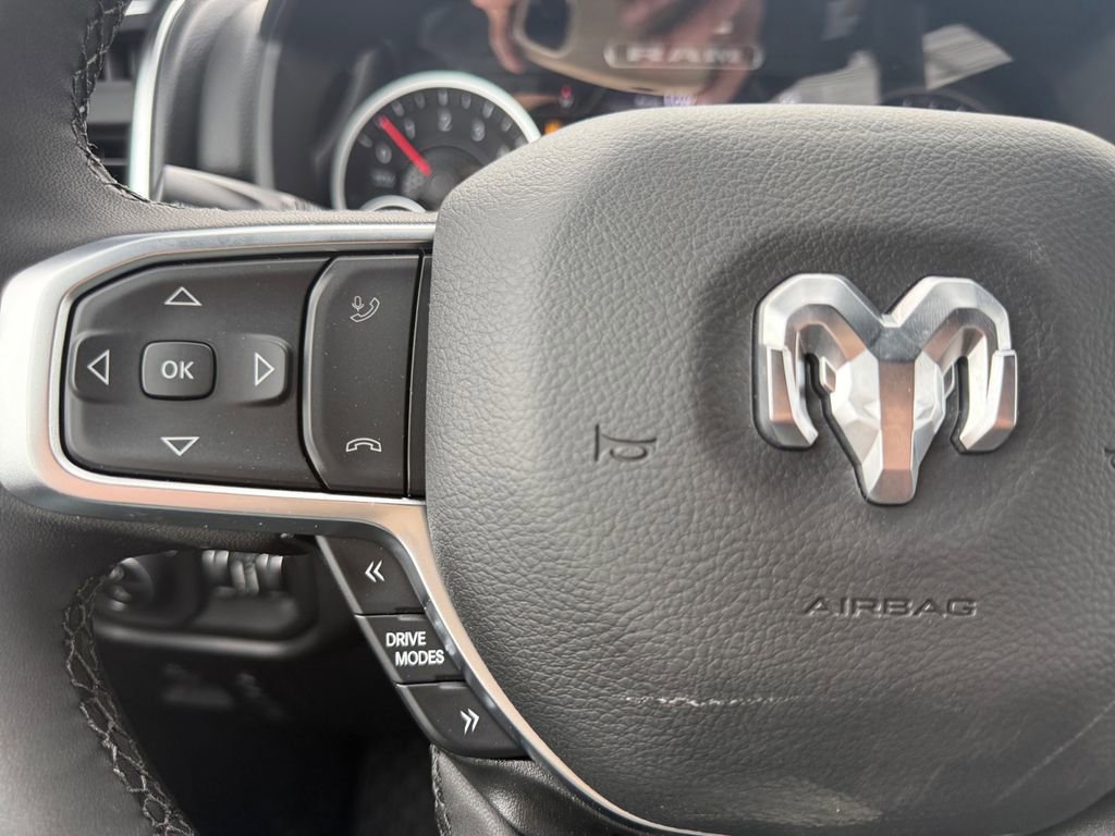 New 2026 RAM 1500 4x4 Crew Cab image 25