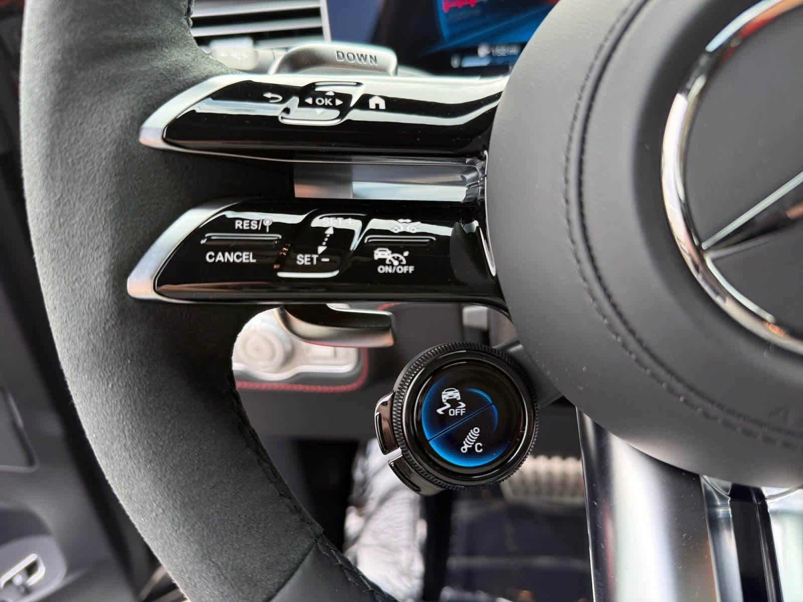 New 2026 Mercedes-Benz GLE 53 AMG 4MATIC Coupe image 25