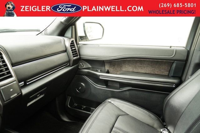 Used 2021 Ford Expedition Max Limited AWD/4WD image 34