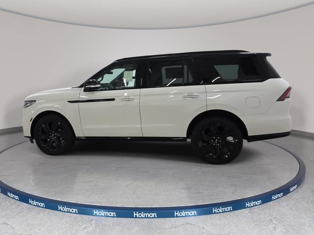New 2027 Lincoln Navigator Black Label AWD/4WD image 8