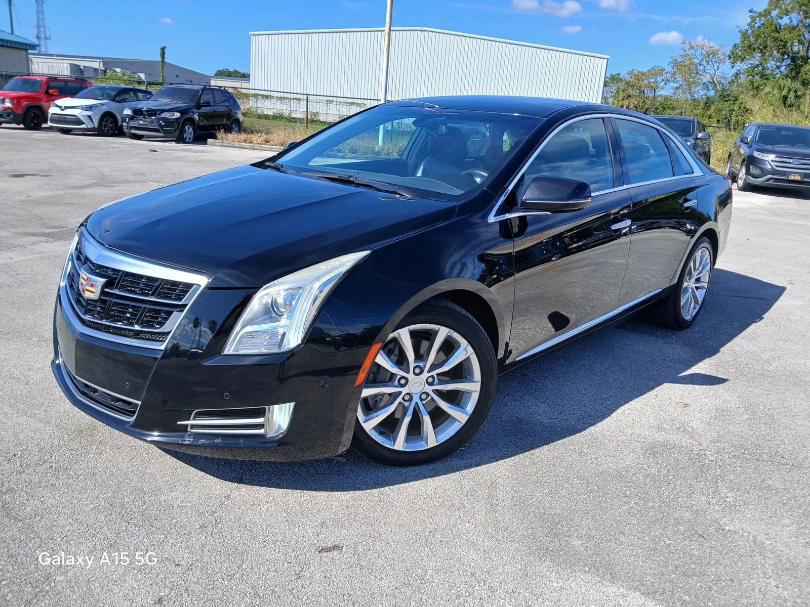 Used 2016 Cadillac XTS Luxury FWD image 1