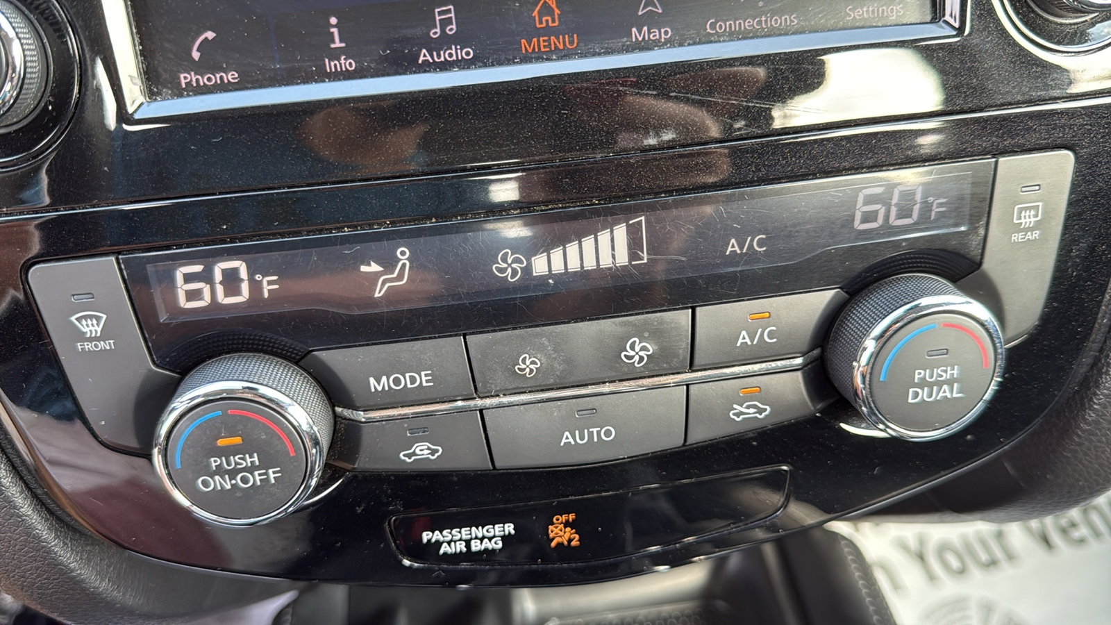 Used 2019 Nissan Rogue Sport SL image 16