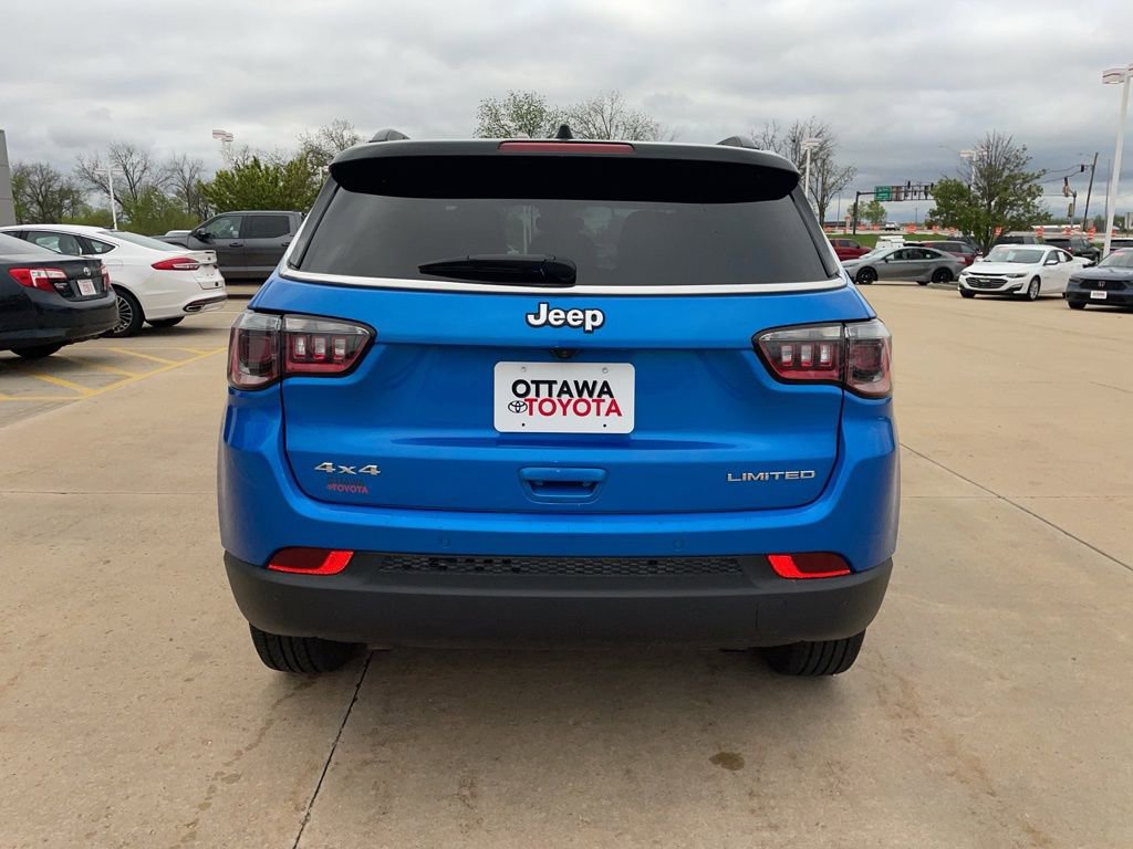 Used 2025 Jeep Compass Limited AWD/4WD image 6