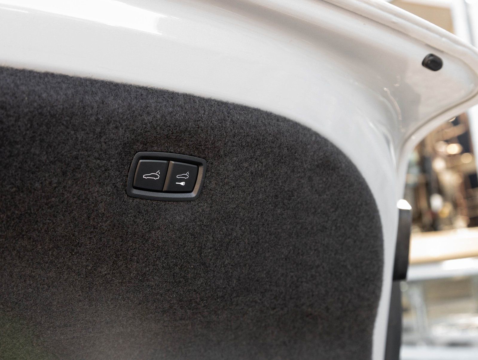 Certified 2024 Porsche Taycan 4S image 30