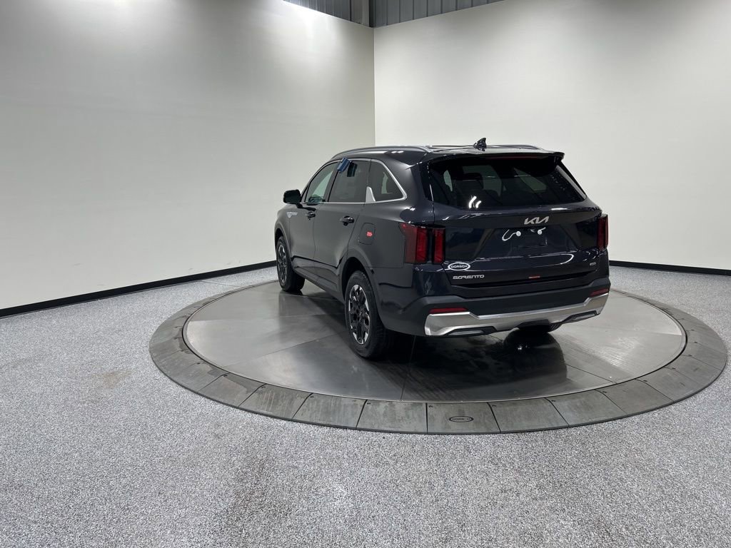 New 2026 Kia Sorento S image 7