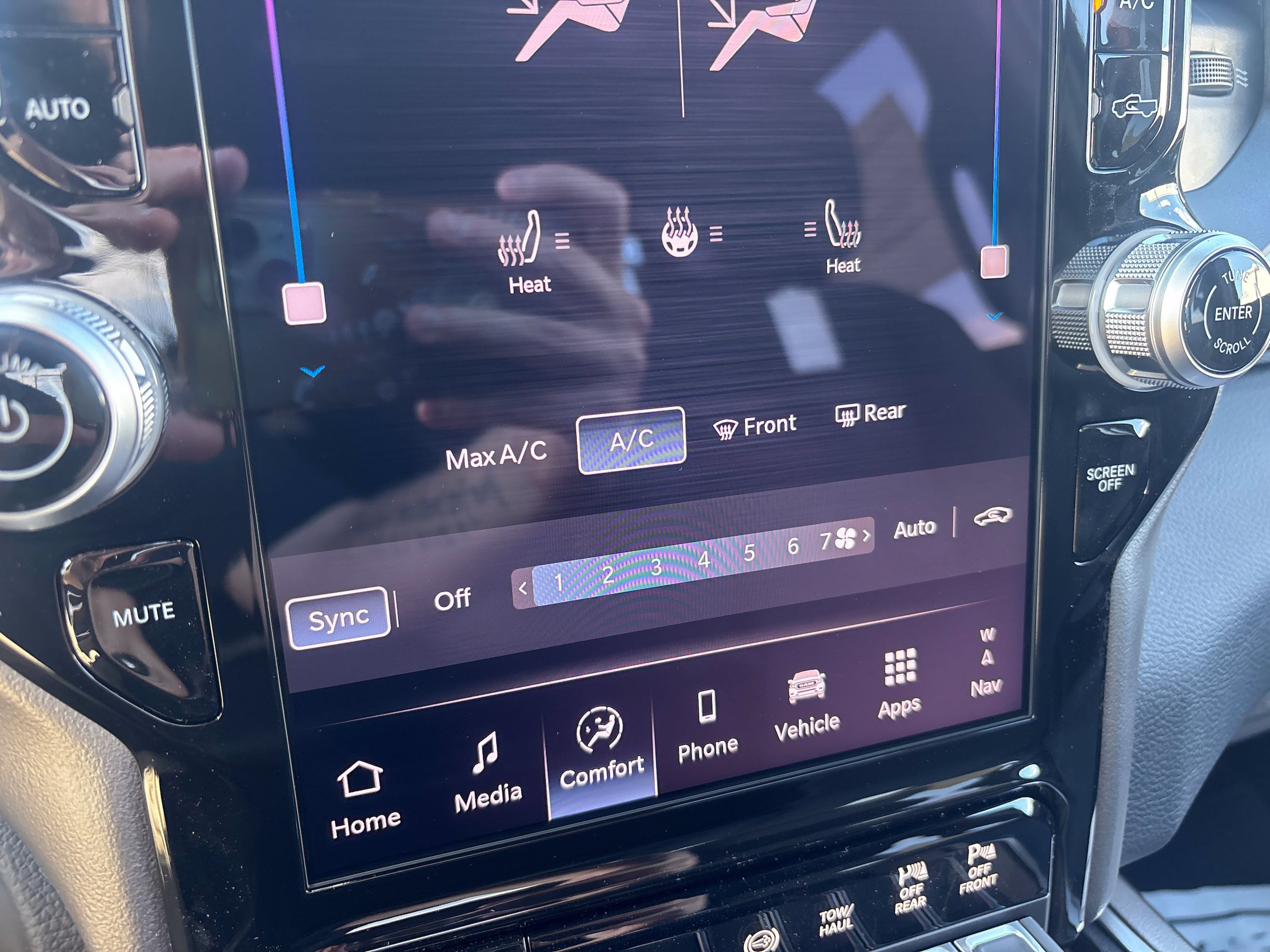 New 2027 RAM 2500 Big Horn AWD/4WD image 7