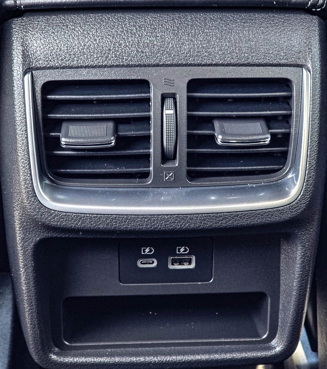 Used 2025 INFINITI QX55 Essential image 35