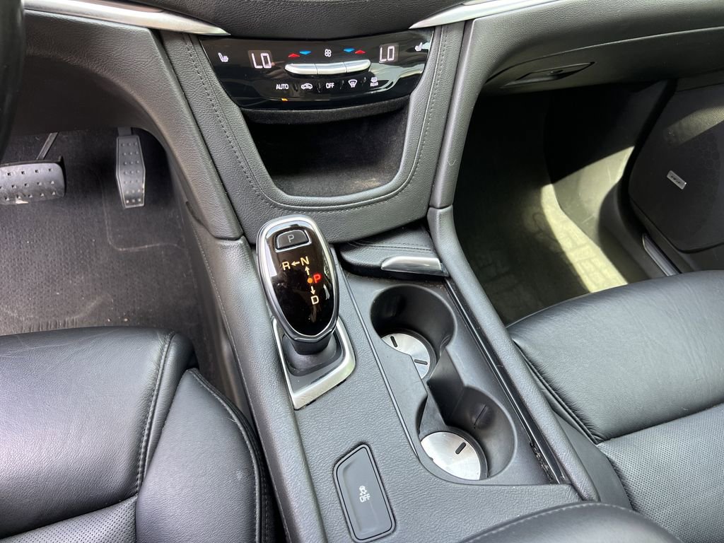 Used 2018 Cadillac XT5 Luxury w/ Driver Awareness Package image 27