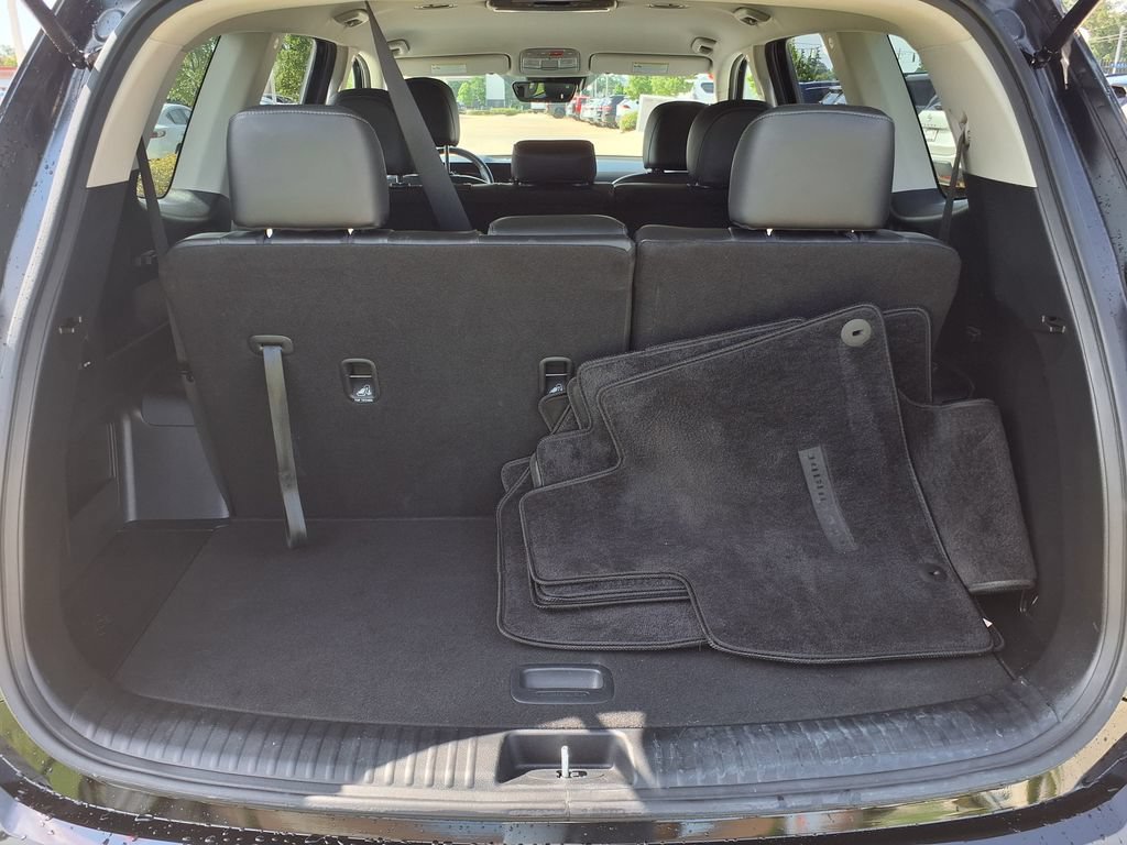 Used 2024 Kia Telluride LX FWD image 13