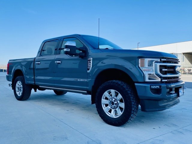 Used 2022 Ford F250 Platinum w/ FX4 Off-Road Package image 3
