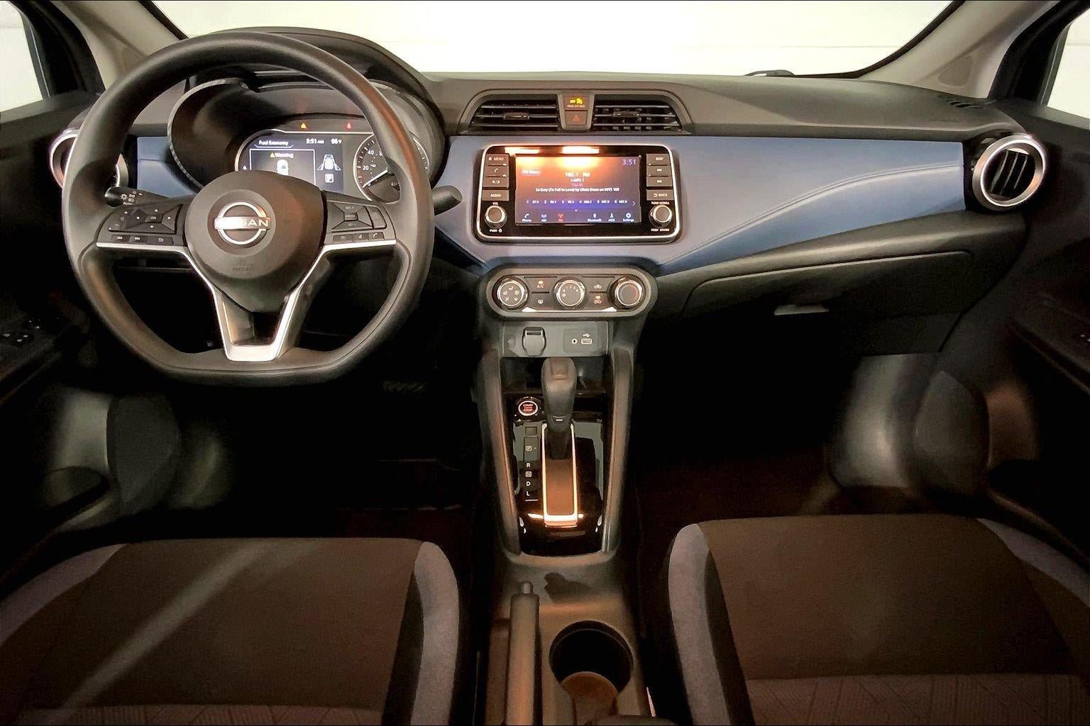 Used 2025 Nissan Versa SV FWD image 15