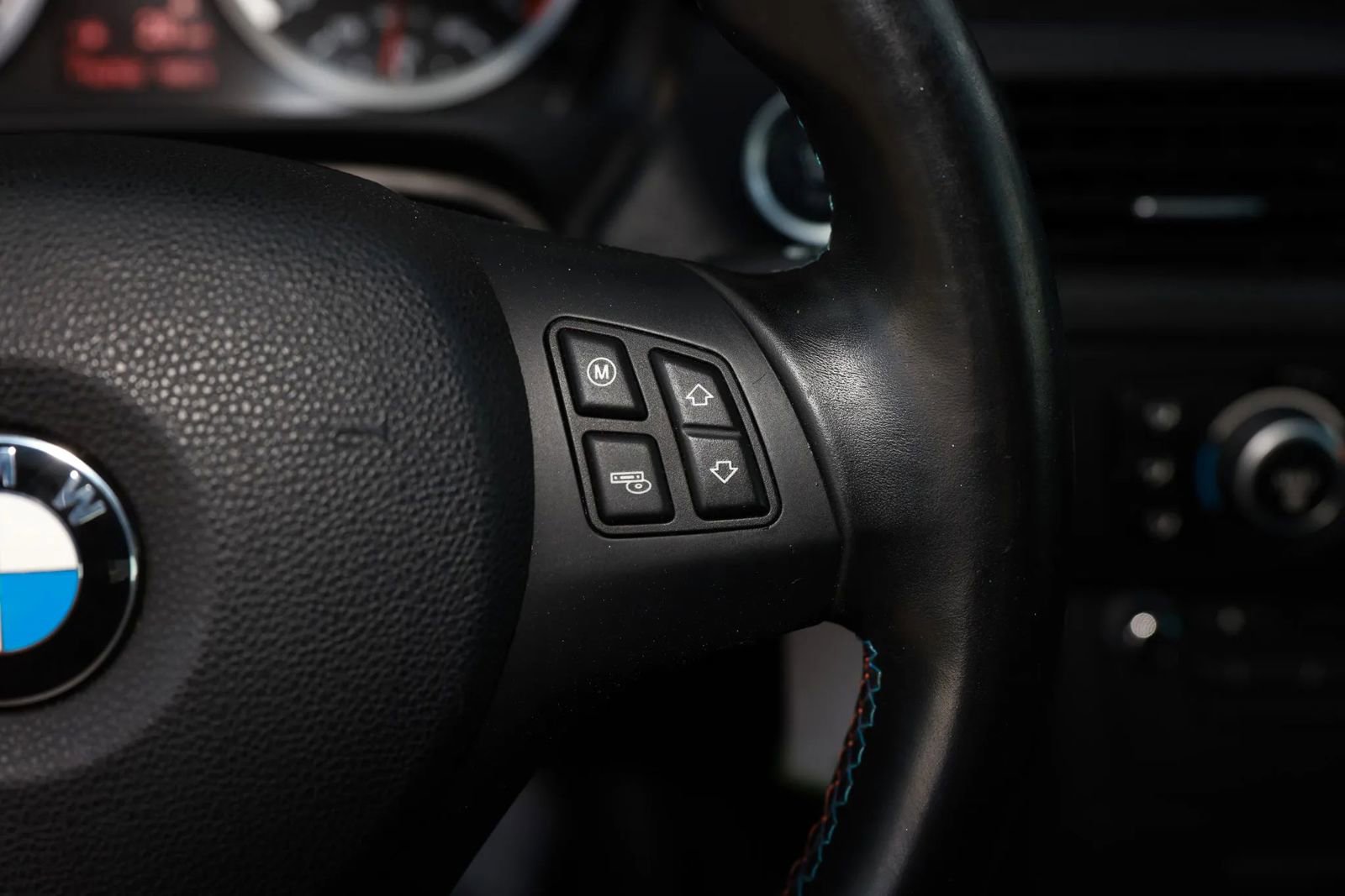 Used 2011 BMW M3 Coupe RWD image 28