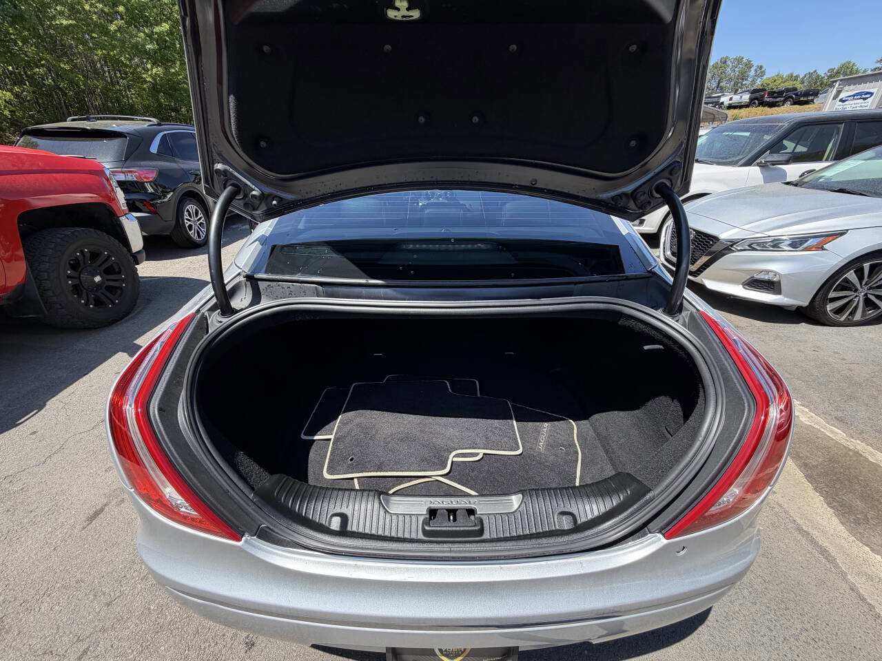 Used 2015 Jaguar XJ L Portfolio AWD/4WD image 4