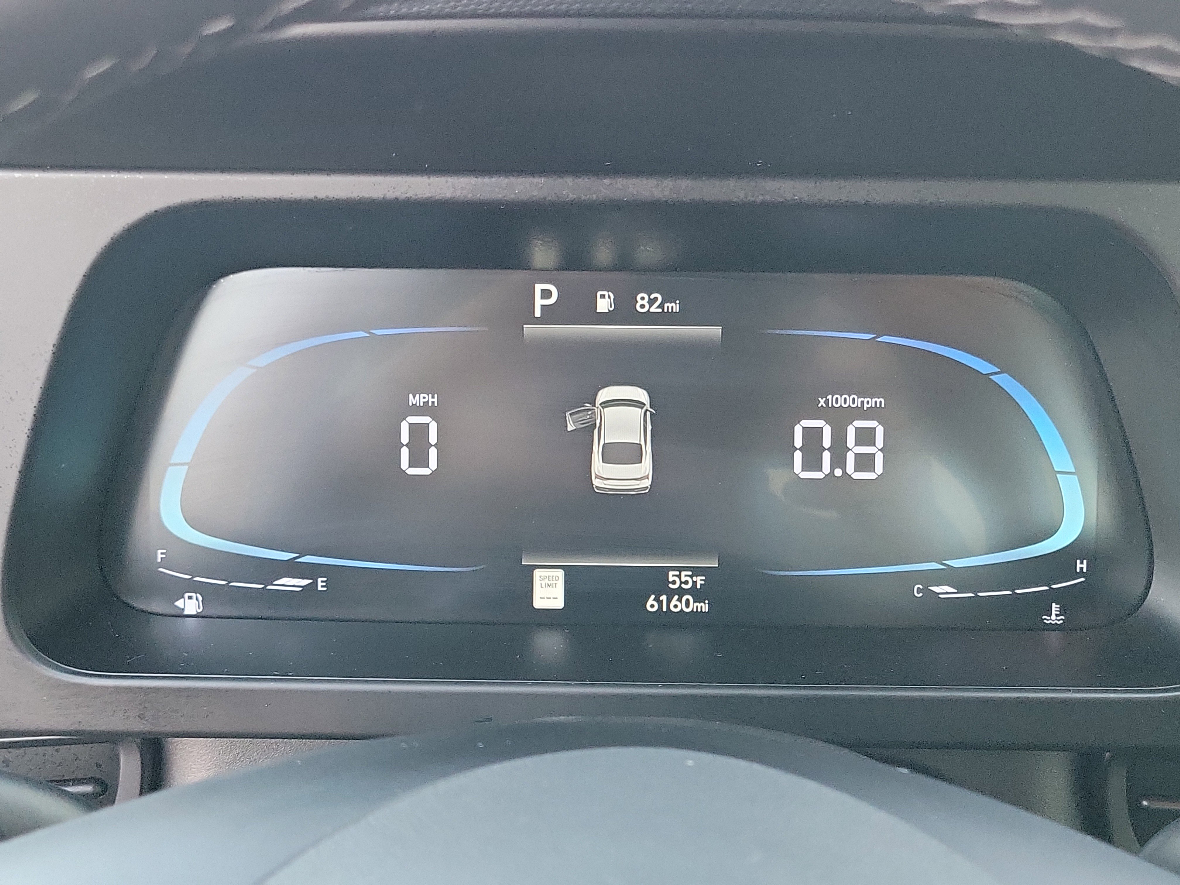 Certified 2025 Hyundai Elantra Sport w/ Cargo Package image 9