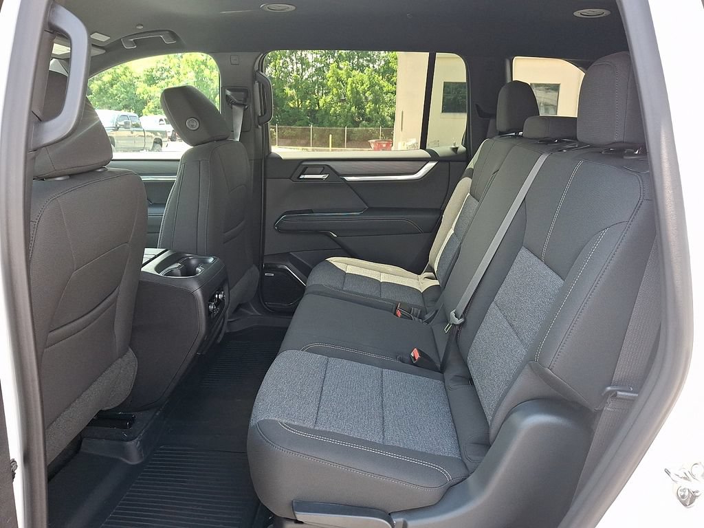 New 2026 GMC Acadia Elevation w/ LPO, All-Weather Package AWD/4WD image 6