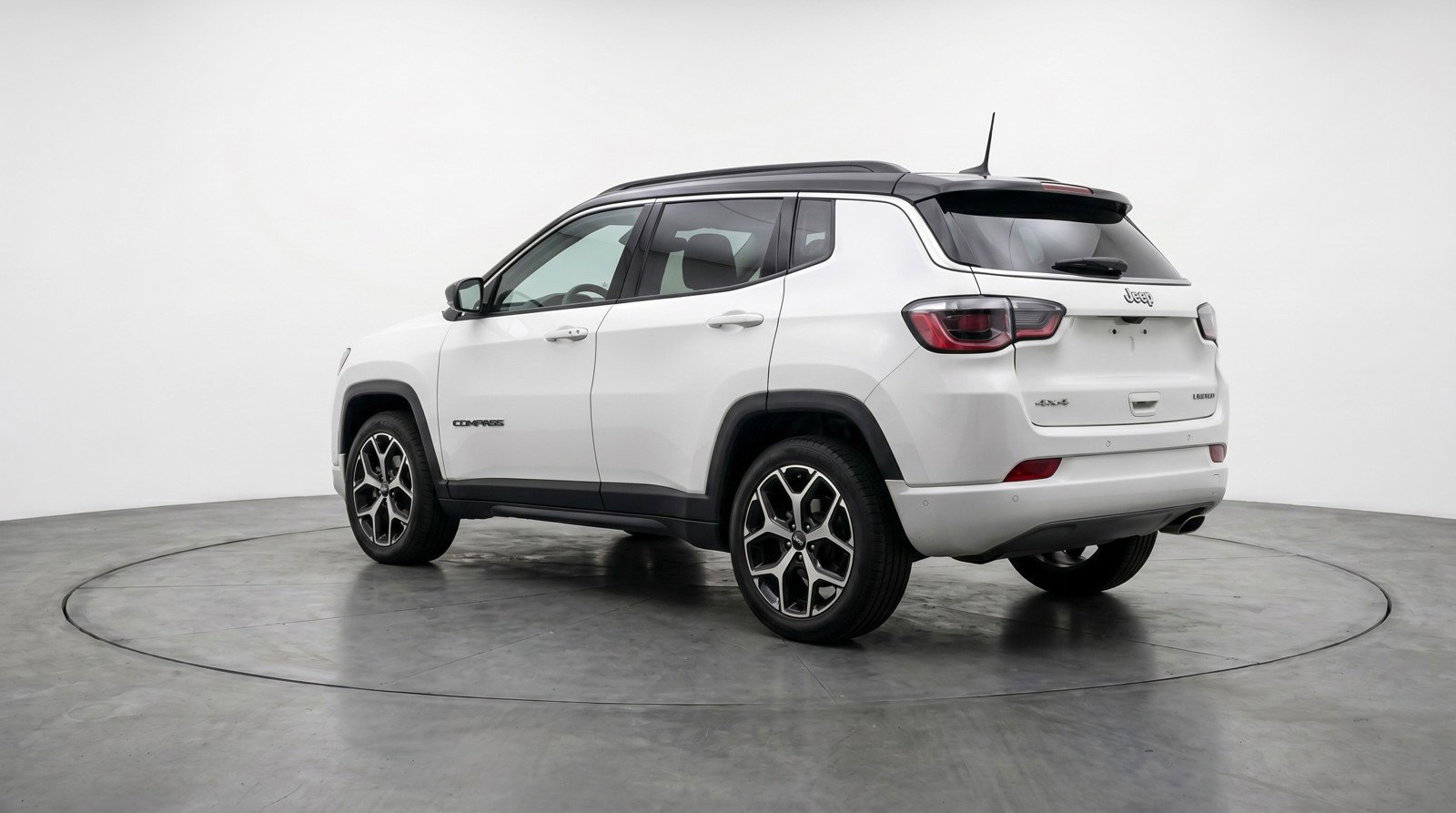 Used 2025 Jeep Compass Limited AWD/4WD image 6