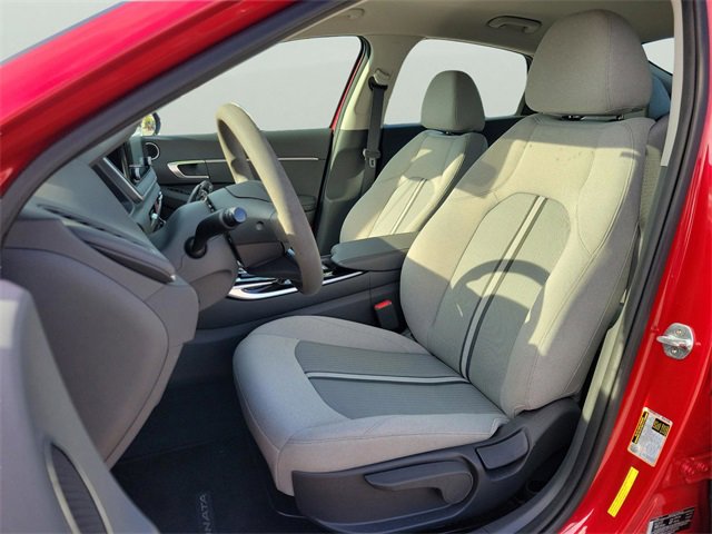 Used 2022 Hyundai Sonata SE w/ Preferred Accessory Package image 12