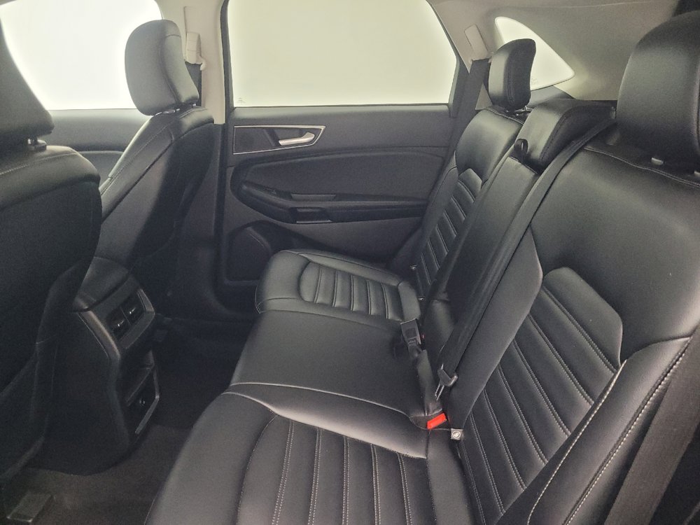 Used 2023 Ford Edge SEL image 18