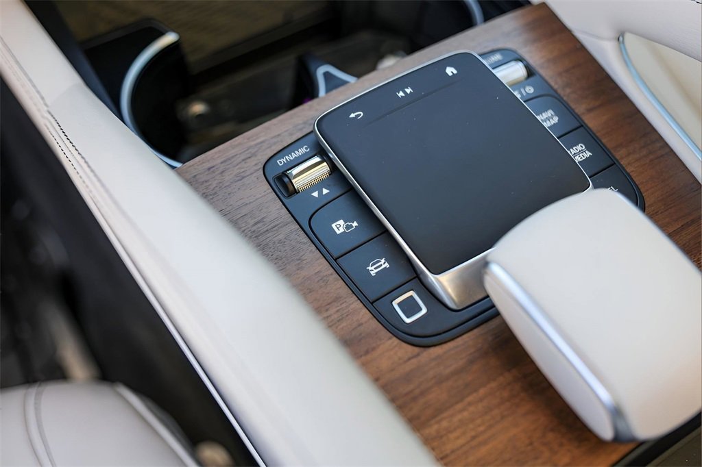 Used 2025 Mercedes-Benz GLE 350 4MATIC image 19