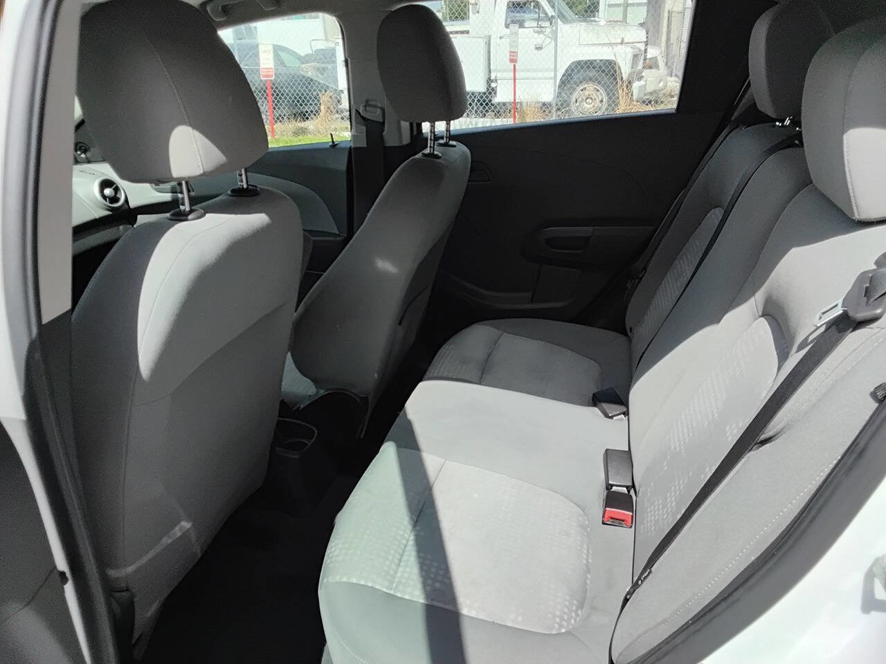 Used 2017 Chevrolet Sonic LT image 9