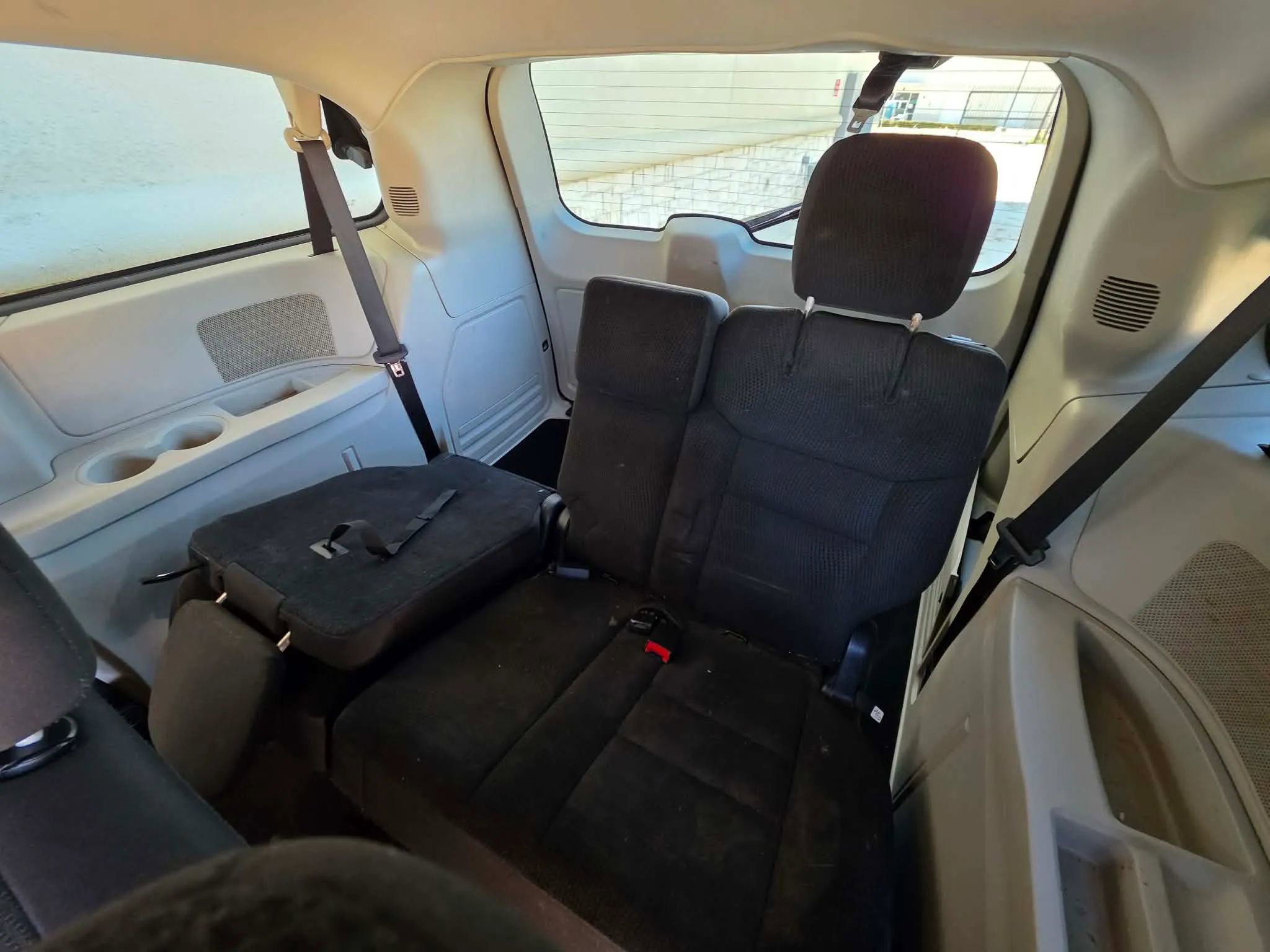 Used 2018 Dodge Grand Caravan SE image 13