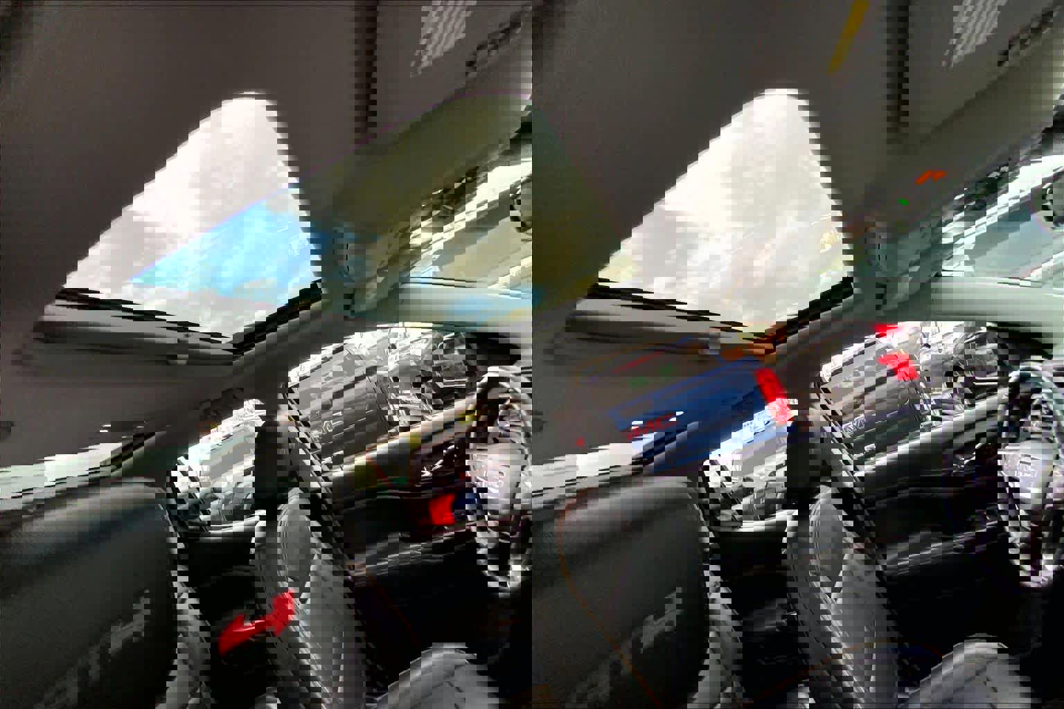 Used 2023 GMC Acadia AT4 w/ Technology Package image 17