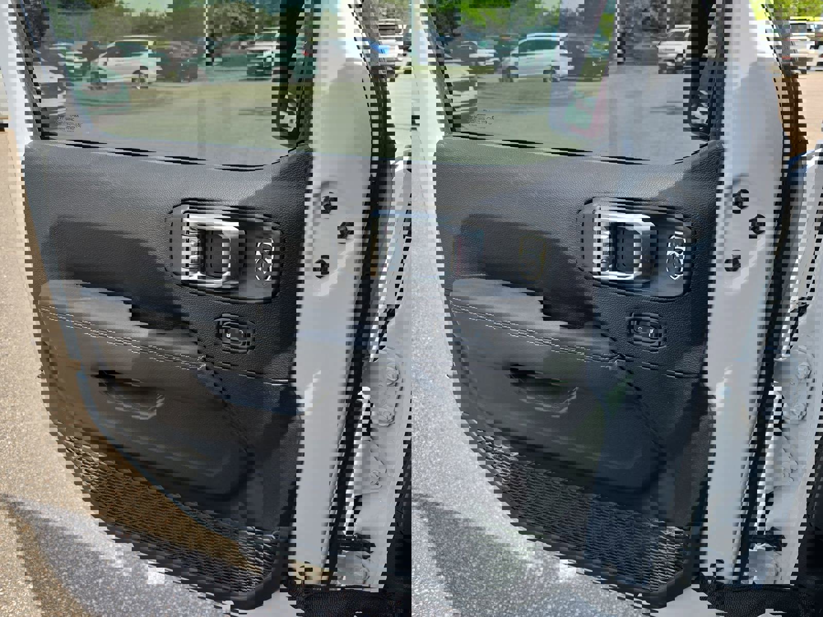 Used 2023 Jeep Wrangler Unlimited Rubicon 4xe w/ Cold Weather Group image 28