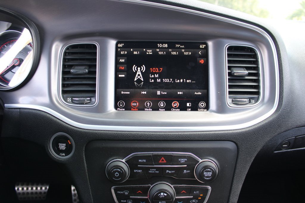 Used 2019 Dodge Charger GT image 17