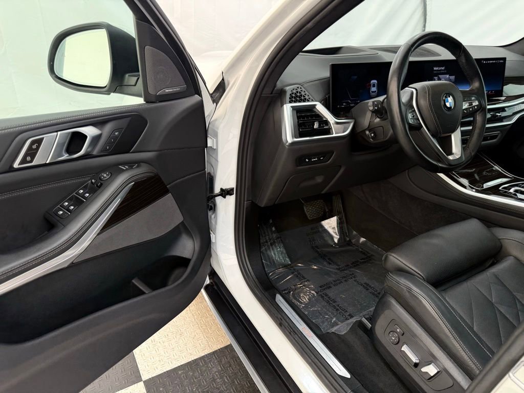 Used 2025 BMW X5 xDrive40i image 33