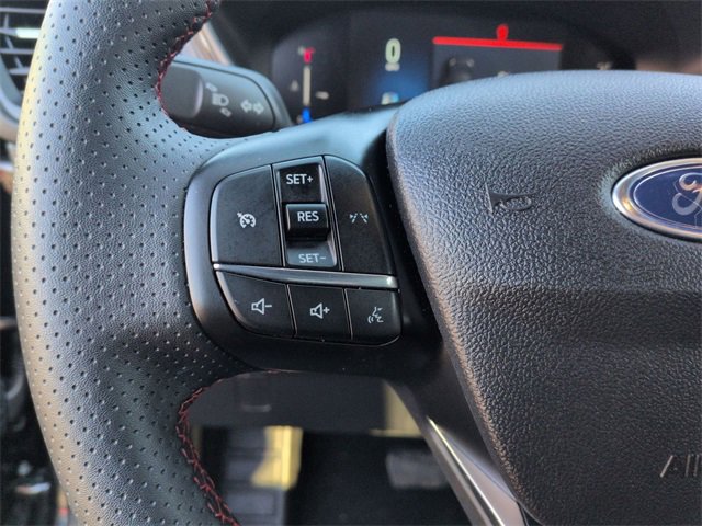 Used 2025 Ford Escape ST-Line image 19