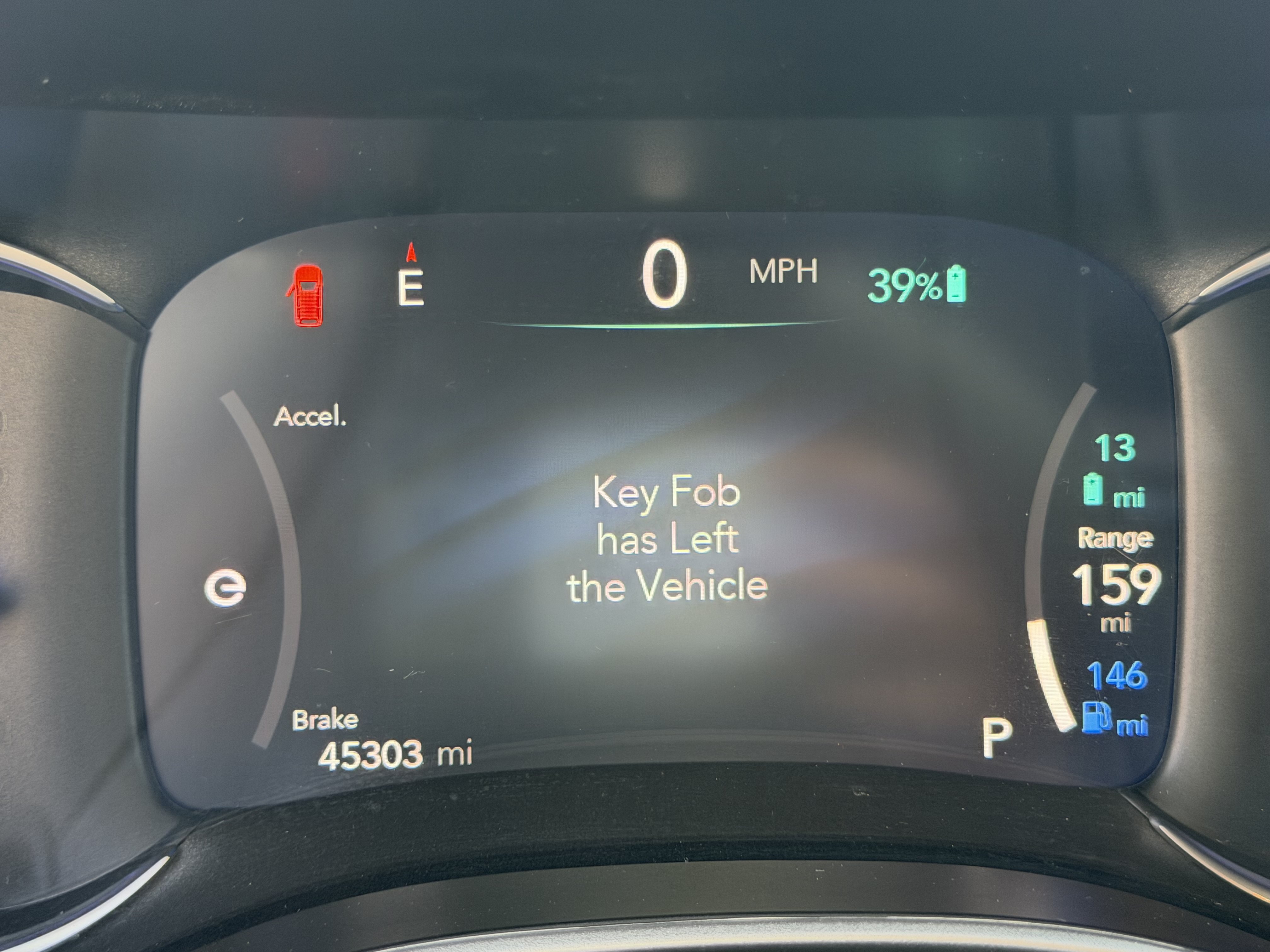 Certified 2024 Chrysler Pacifica Limited FWD image 25