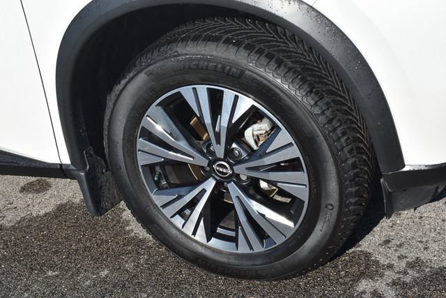 Used 2023 Nissan Rogue SV AWD/4WD image 11