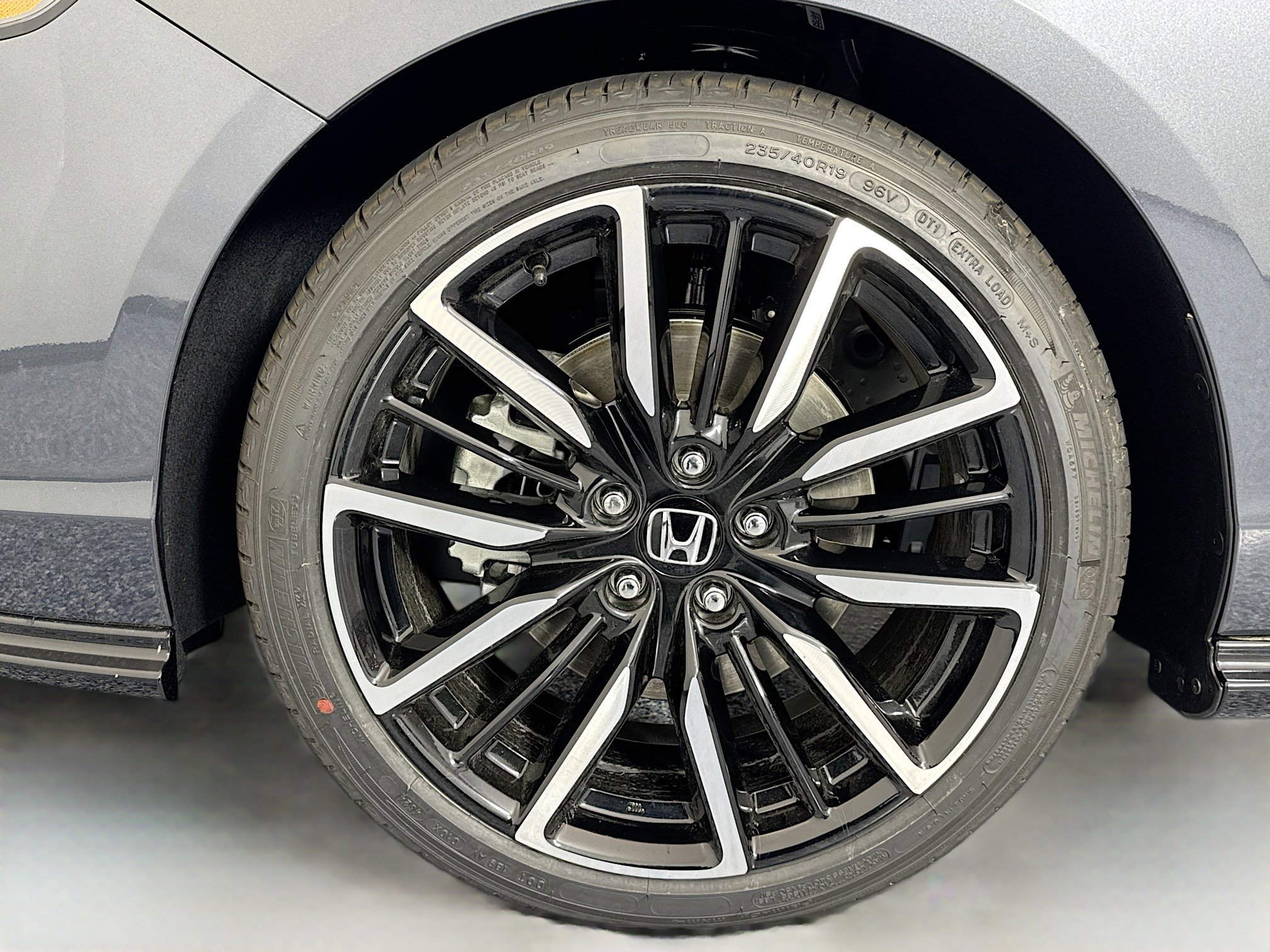 New 2025 Honda Accord Touring image 32