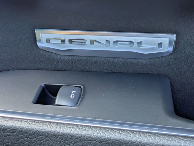 Used 2024 GMC Sierra 1500 Denali w/ Denali Reserve Package AWD/4WD image 40