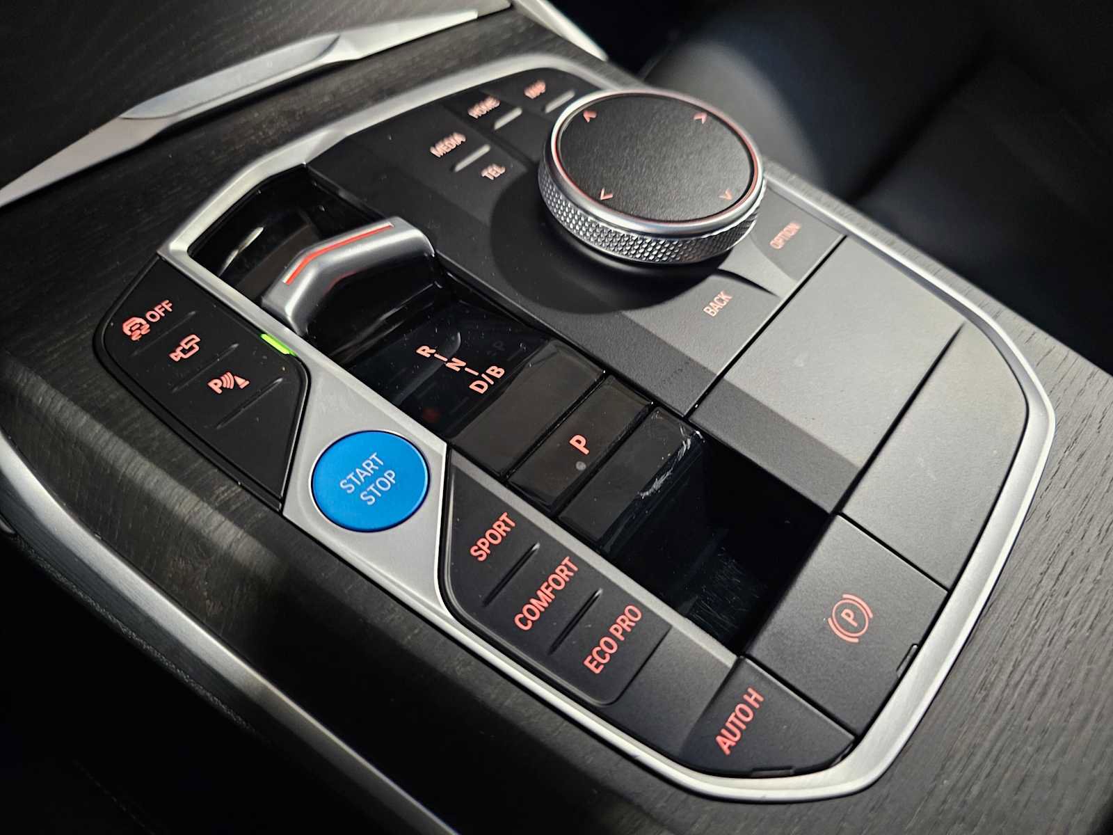 Used 2023 BMW i4 eDrive40 image 21