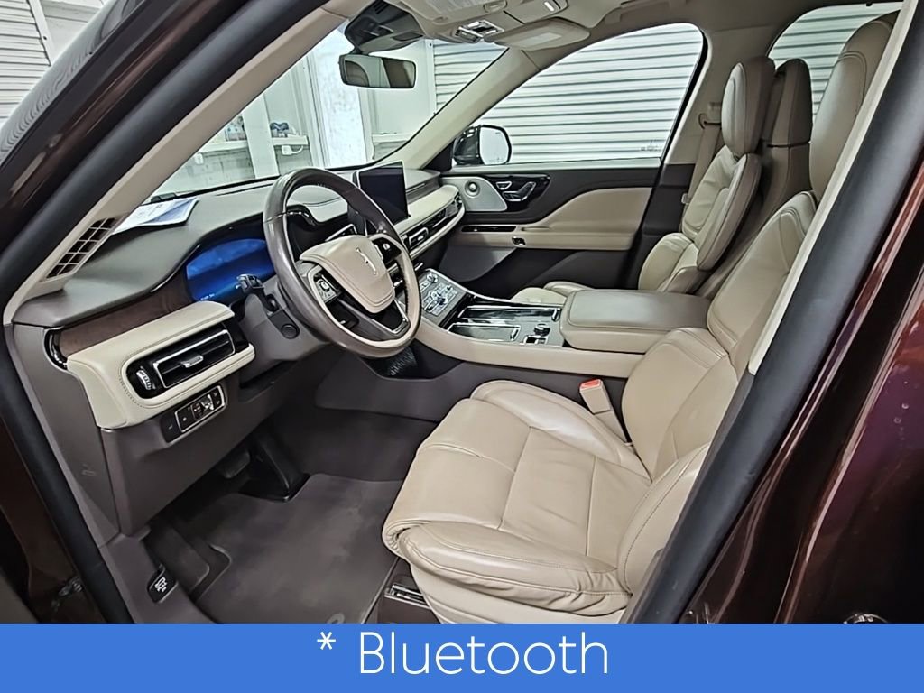 Used 2020 Lincoln Aviator Reserve w/ Equipment Group 202A image 10