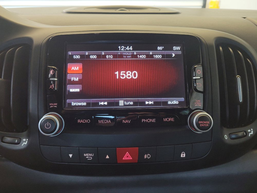 Used 2017 FIAT 500L Trekking FWD image 25