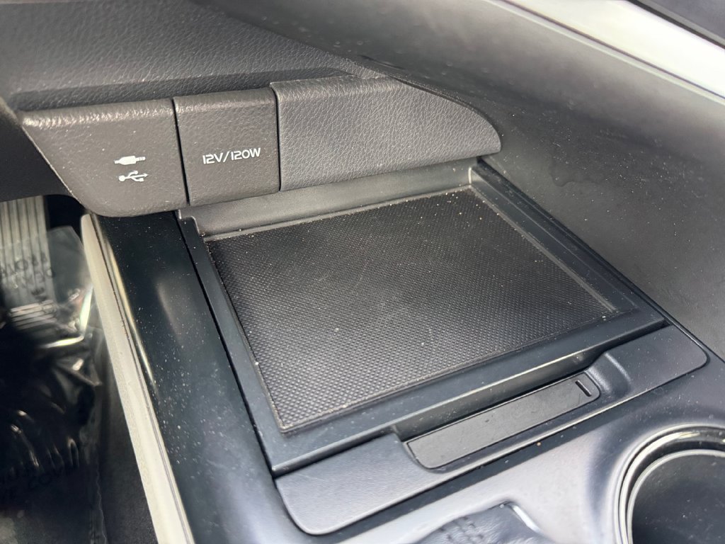 Used 2018 Toyota Camry LE FWD image 24