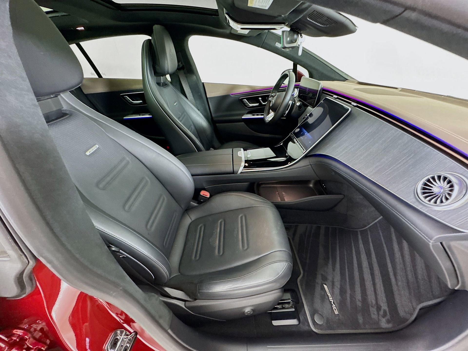 Certified 2023 Mercedes-Benz EQE AMG 4MATIC Sedan image 31