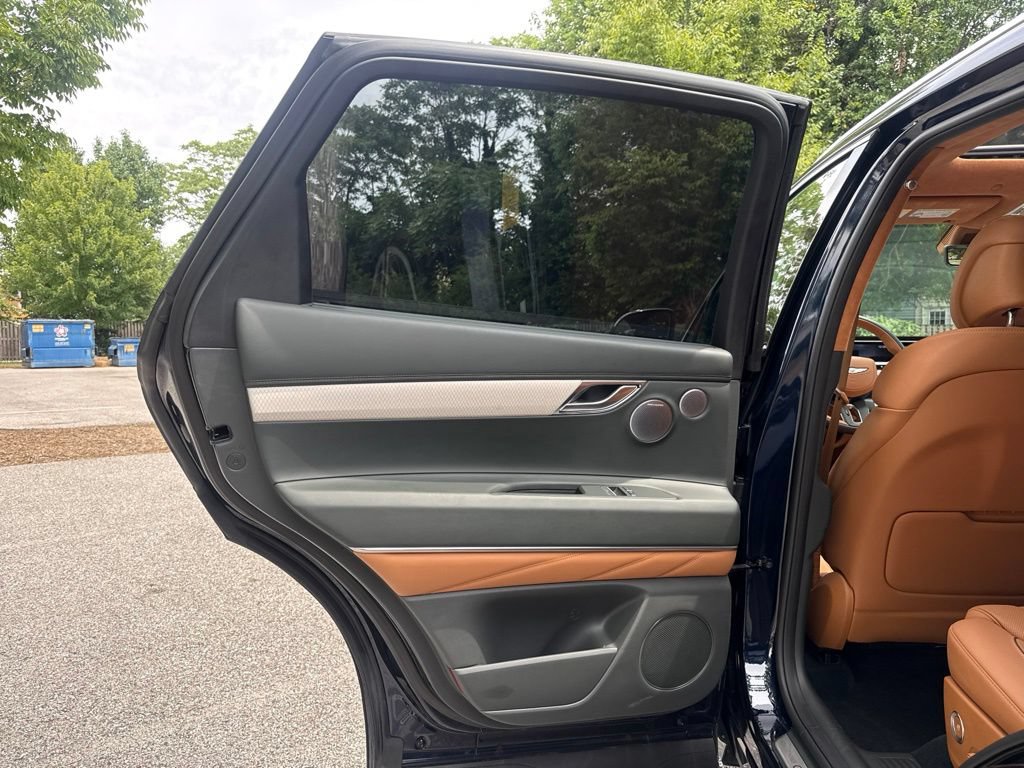 Certified 2025 Genesis GV80 3.5T Prestige AWD/4WD image 26
