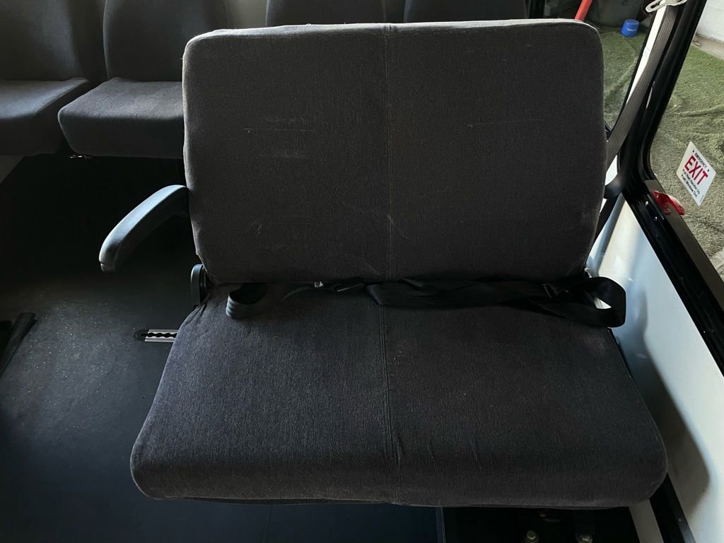 Used 2016 Ford E-350 and Econoline 350 Super Duty RWD image 36