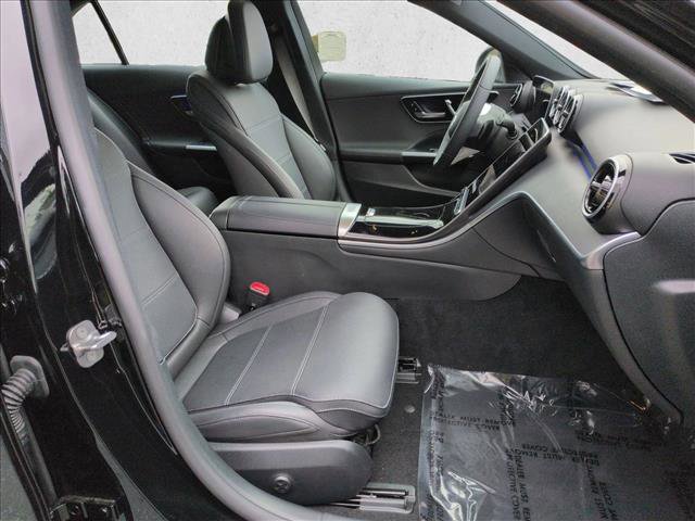 Used 2025 Mercedes-Benz C 300 Sedan image 21