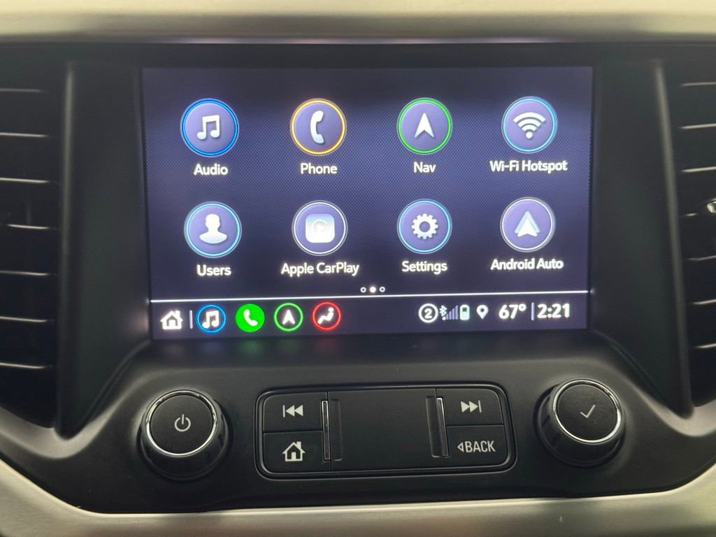 Used 2023 GMC Acadia SLT image 23