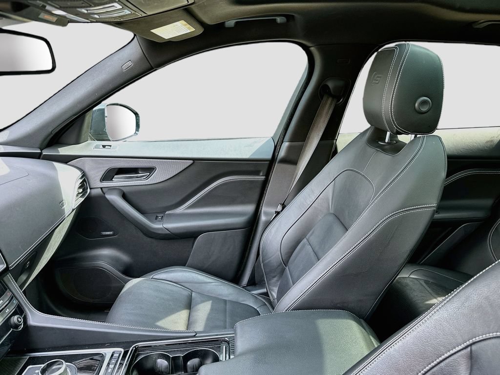 Used 2018 Jaguar F-PACE S AWD/4WD image 23