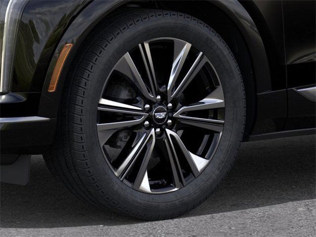 New 2025 Cadillac Optiq Luxury 2 image 9