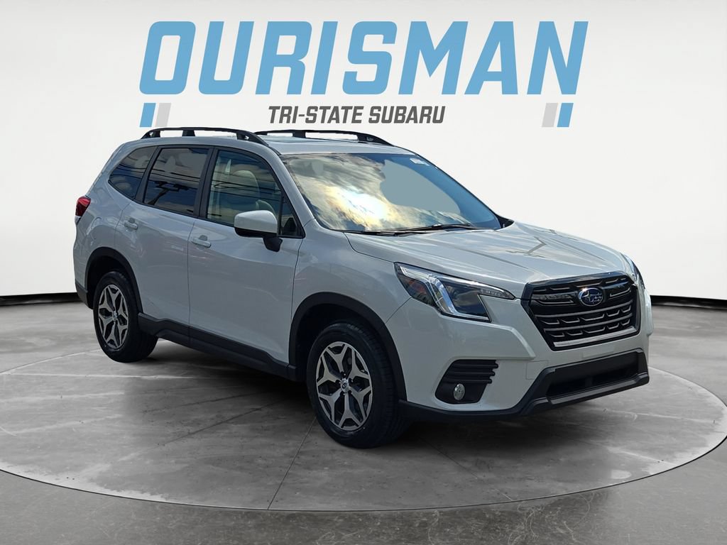 Certified 2023 Subaru Forester Premium AWD/4WD image 1